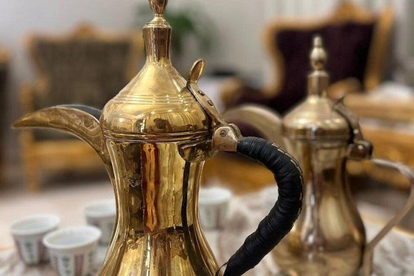 Local Emirati House Experience 3