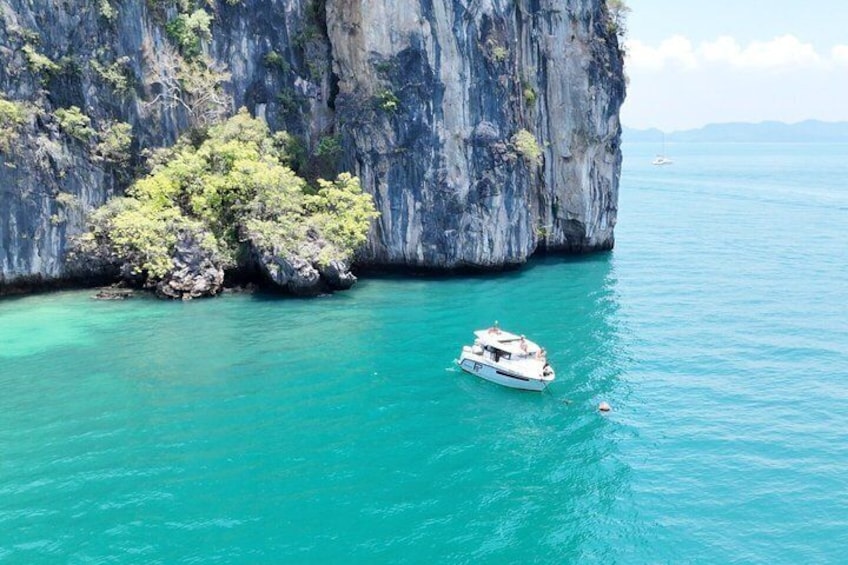 Phuket: Private Phang Nga Bay & James Bond Island Boat Tour 1