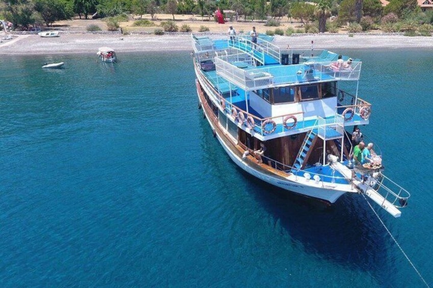 Marmaris Boat Trip with Unlimited Drinks and Transfer 4