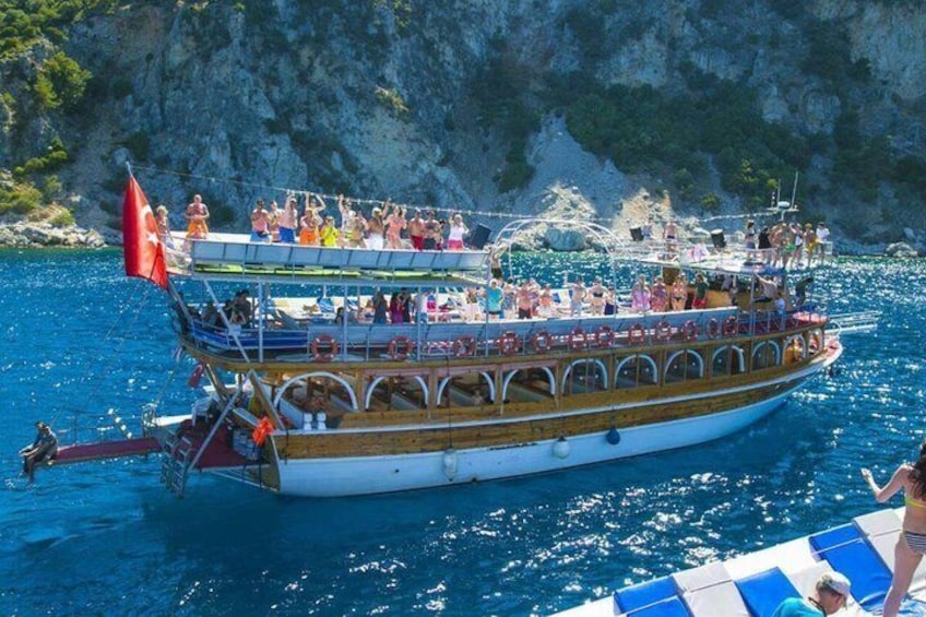Marmaris Boat Trip with Unlimited Drinks and Transfer 2