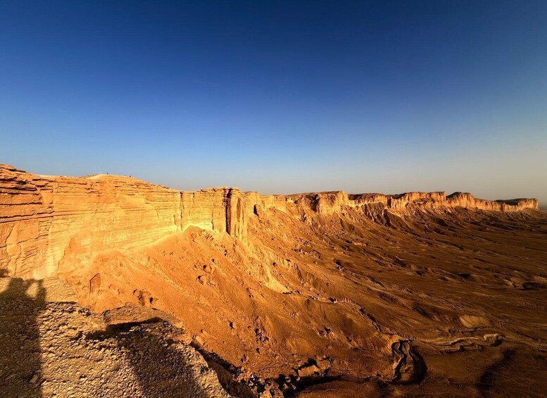Picture 1 for Activity Riyadh: Edge of the World 4x4 Trip with sunset 5