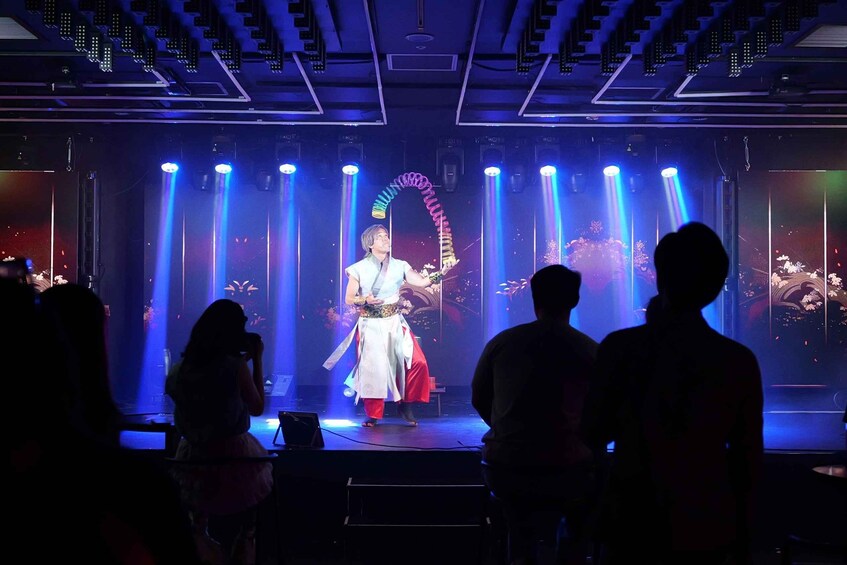 Picture 7 for Activity Neo-Japanese Show"OVAS"Osaka HighEnergy NightShow ※EnglishMC 4