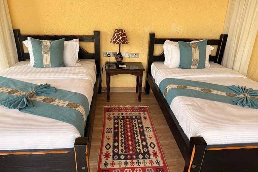 3 Day Kenya Safari Tsavo Amboseli Big Five & Mt. Kilimanjaro View 4