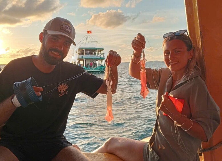 Picture 12 for Activity RedRiverTours - Enjoying Sunset & Night Squid Fishing 2