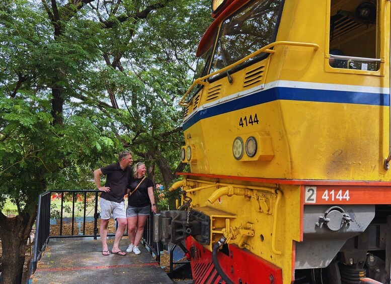 Kanchanaburi: Historical Bike Tour with Lunch 1