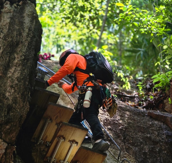 Belize City Ziplining and Tubing 1