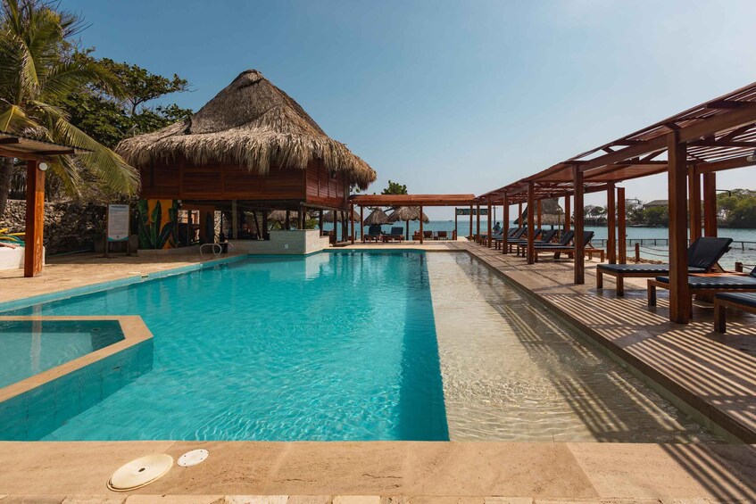 Picture 5 for Activity Hotel Isla del Sol, in the Rosario Islands: Day Pass with Open Bar 5