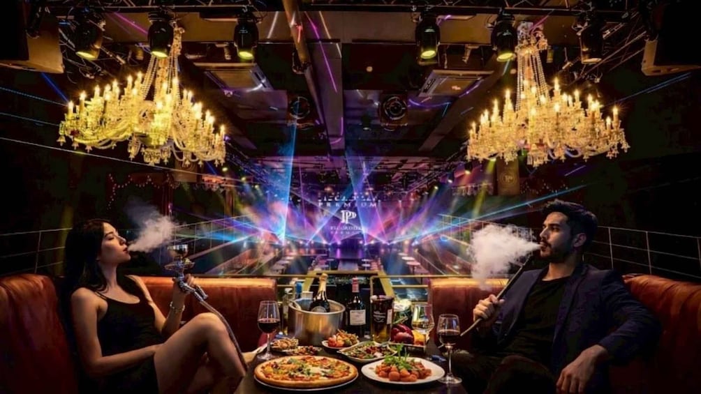 Picture 8 for Activity Osaka Umeda:PICCADILLY LIVE SHOW & NIGHTCLUB TICKET & Shisha 2