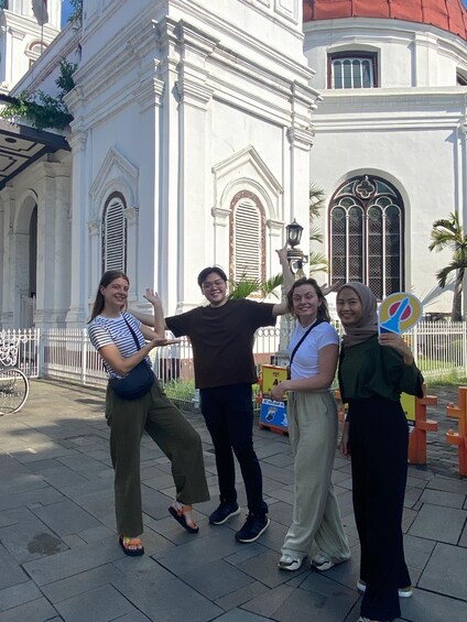 Picture 1 for Activity Semarang: Old Town Walking Tour With Local Storytelling 2