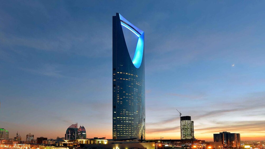 VIP Riyadh Half Day Almasmak, National Museum, Kingdom Tower 1