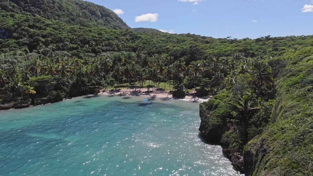 Las Galeras: Playa Madama Guided Hike with Beach Time 1