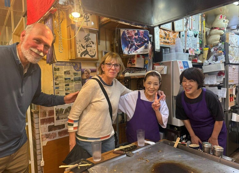 Picture 3 for Activity Hiroshima: Okonomiyaki Hopping Tour – Compare 2 Local Styles 4