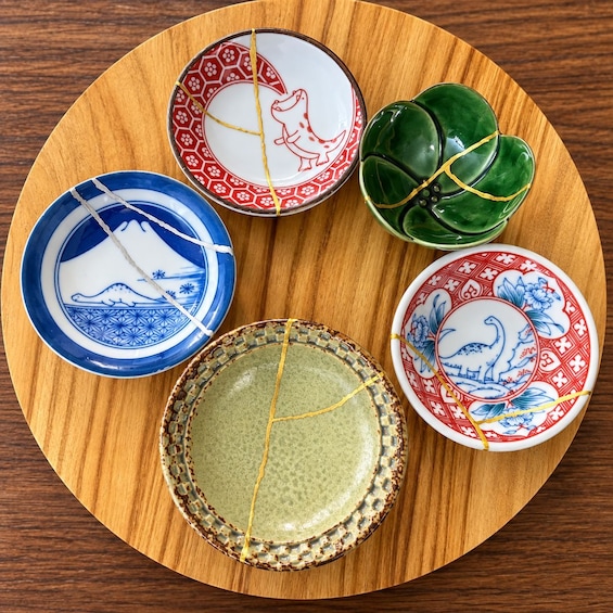 Kintsugi Workshop in Naha, Okinawa – Art from Broken Pieces 1