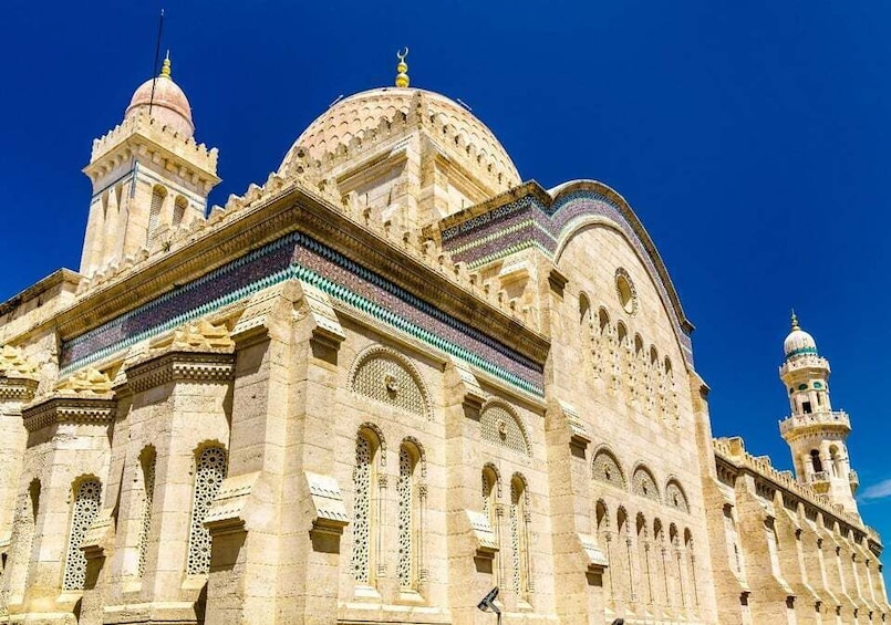 Picture 4 for Activity Algiers: City Guided Tour with Kasbah Visit 3