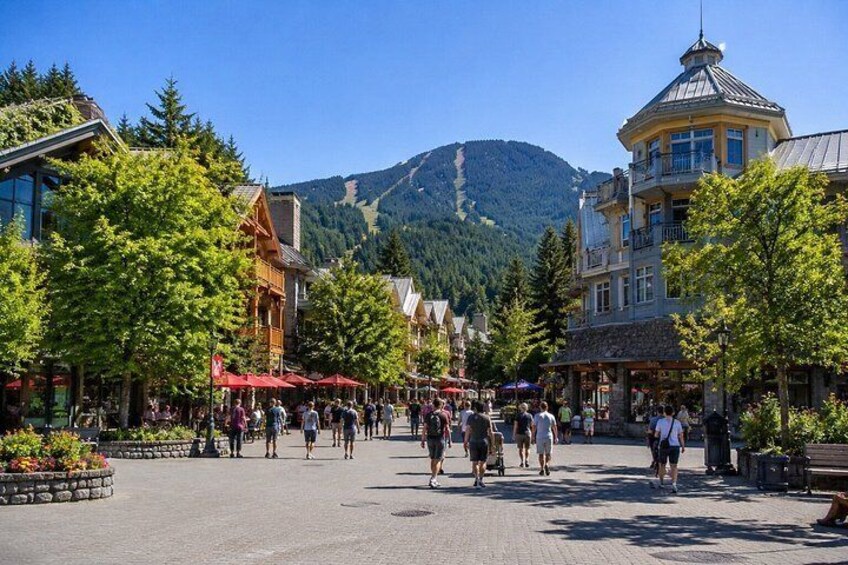 Whistler 1-Day Tour (Village/Sea-to-sky Gondola) English 4