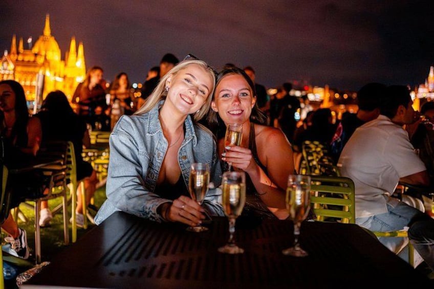 Unlimited Prosseccoo, Beer, Aperol & Limoncello Spritz Cruise 3