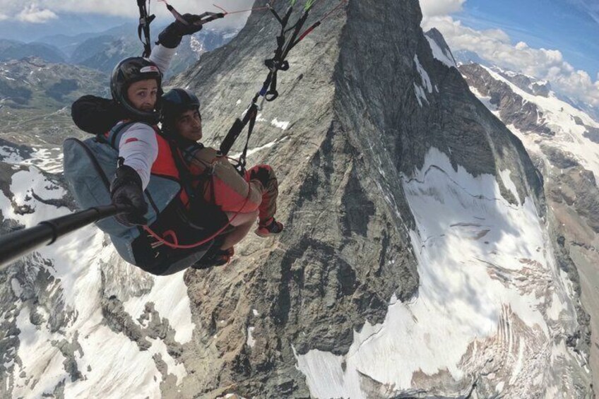 Zermatt Paragliding Tandem Flight with Matterhorn View (20–25min) 3