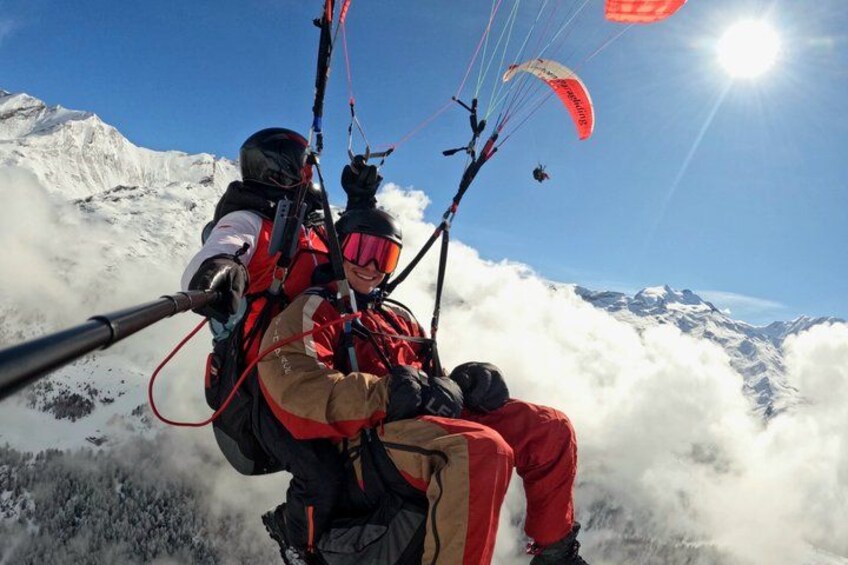 Zermatt Paragliding Tandem Flight with Matterhorn View (20–25min) 5