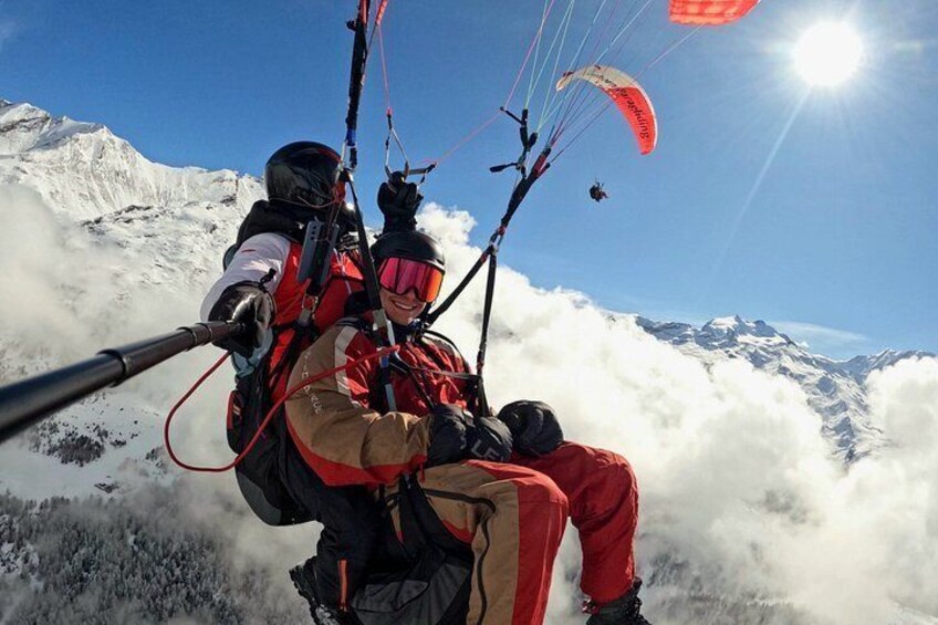 Zermatt Paragliding Tandem Flight with Matterhorn View (20 –25min) 3