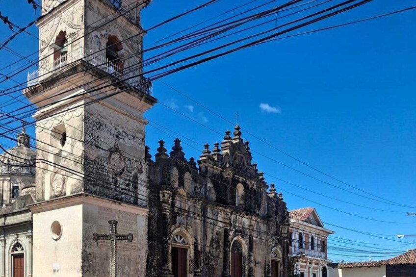 Granada City Sightseeing by Jossi Tours 3
