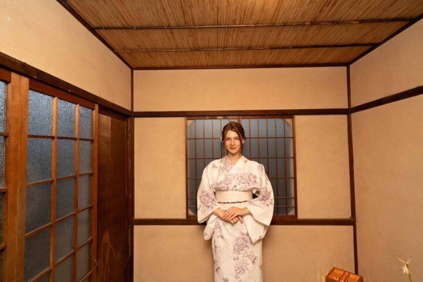 Lantern Night Kyo-Machiya Tea Room & Ikebana near Fushimi Inari 2