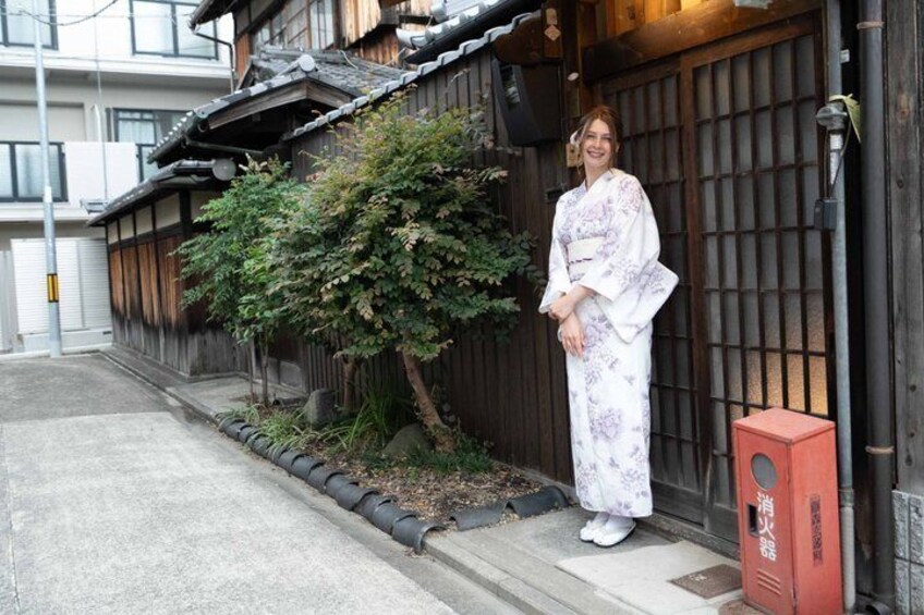 Lantern Night Kyo-Machiya Tea Room & Ikebana near Fushimi Inari 5