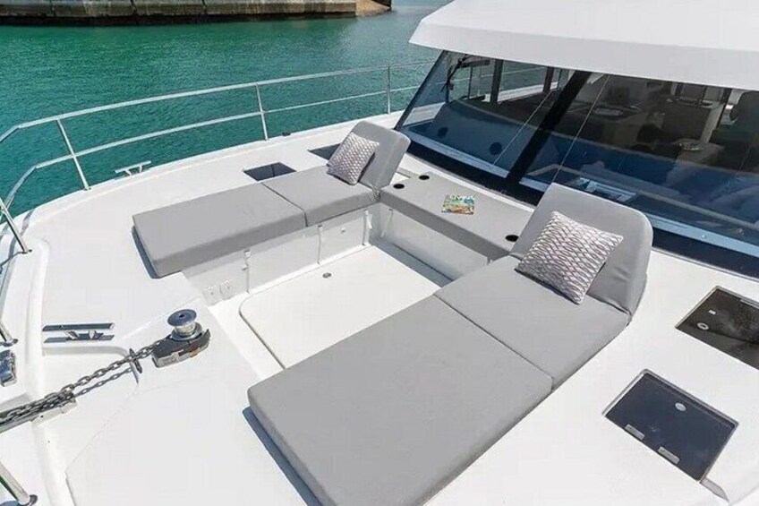St. Pete-40’ Congetta | Fountaine Pajot MY5 Power Catamaran- 6Hr 3