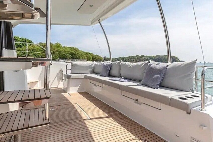 St. Pete-40’ Congetta | Fountaine Pajot MY5 Power Catamaran- 6Hr 2