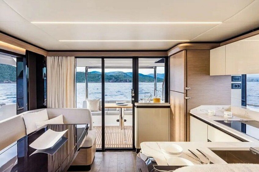 Sarasota 58’ Andiamo | Absolute Navetta 58 Luxury Yacht- 4 Hour 4