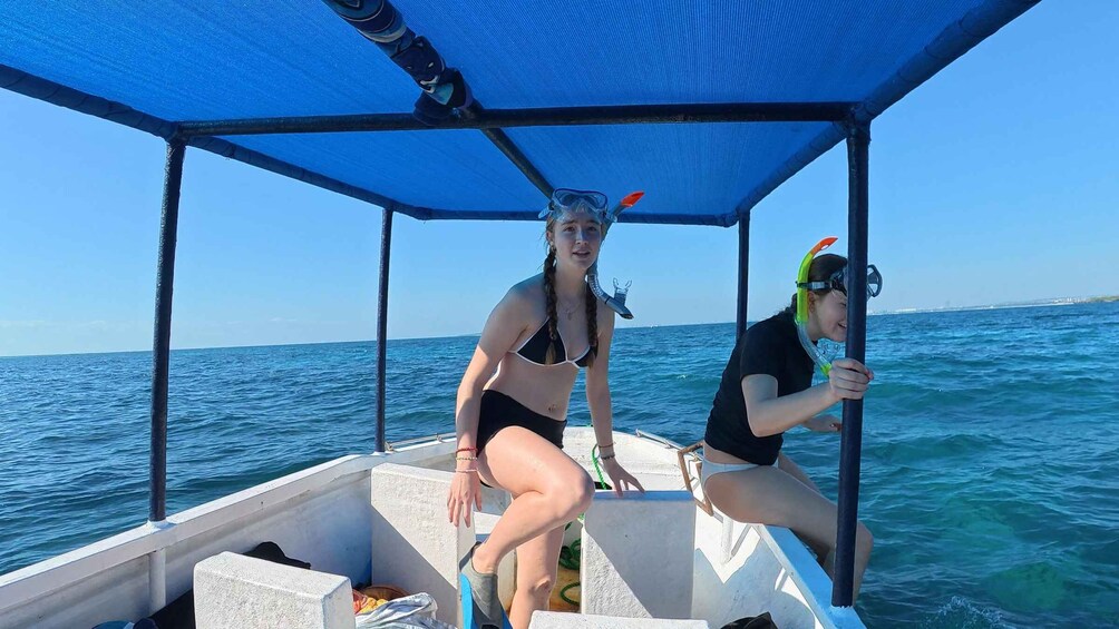Picture 31 for Activity DAR ES SALAAM: MBUDYA ISLAND SNORKELING TOUR & BEACH VIBES 5