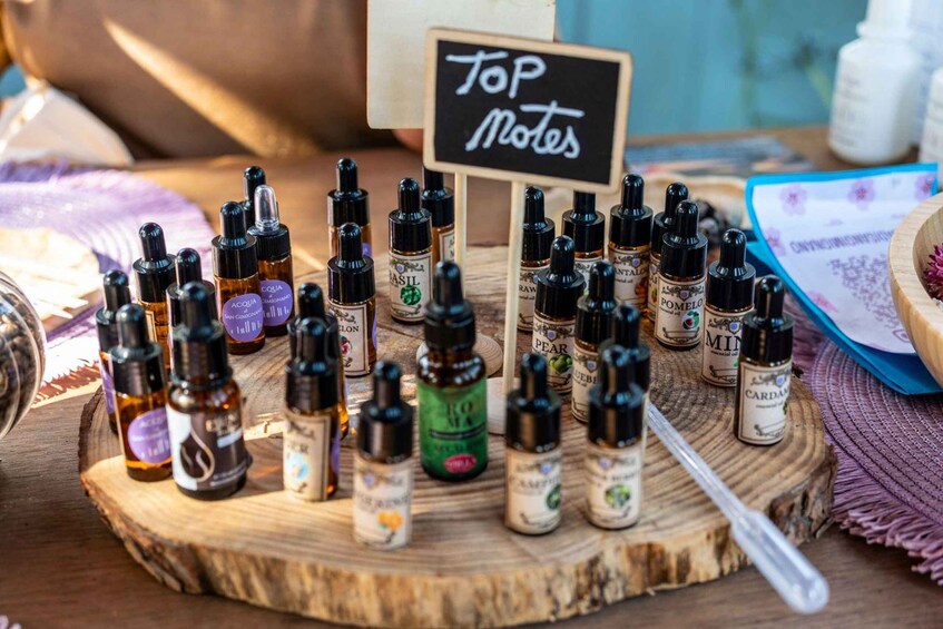 Picture 1 for Activity San Gimignano: Create your Own Perfume with Wine & Relax 5