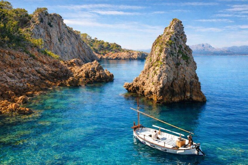 Alcudia Boat Tour Visit Places Only Accessible by Boat 1