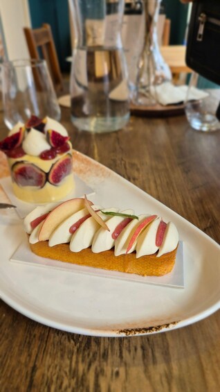 Picture 12 for Activity Lyon: Visit and taste the best pastries in the Croix-Rousse district 2
