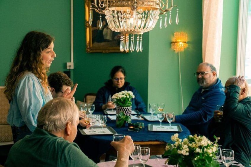 A Taste of Bergen Food Tour with Floibanen Funicular 4