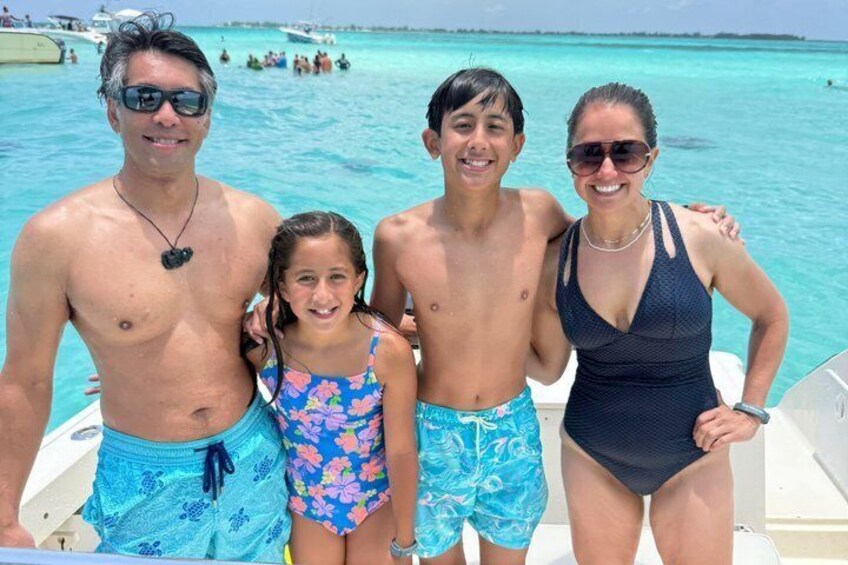 Ocean Blue Charters Private Boat Charters in the Cayman Islands 3