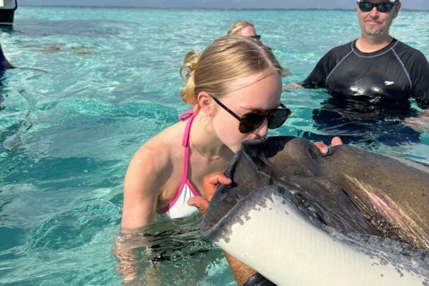 Ocean Blue Charters Private Boat Charters in the Cayman Islands 4