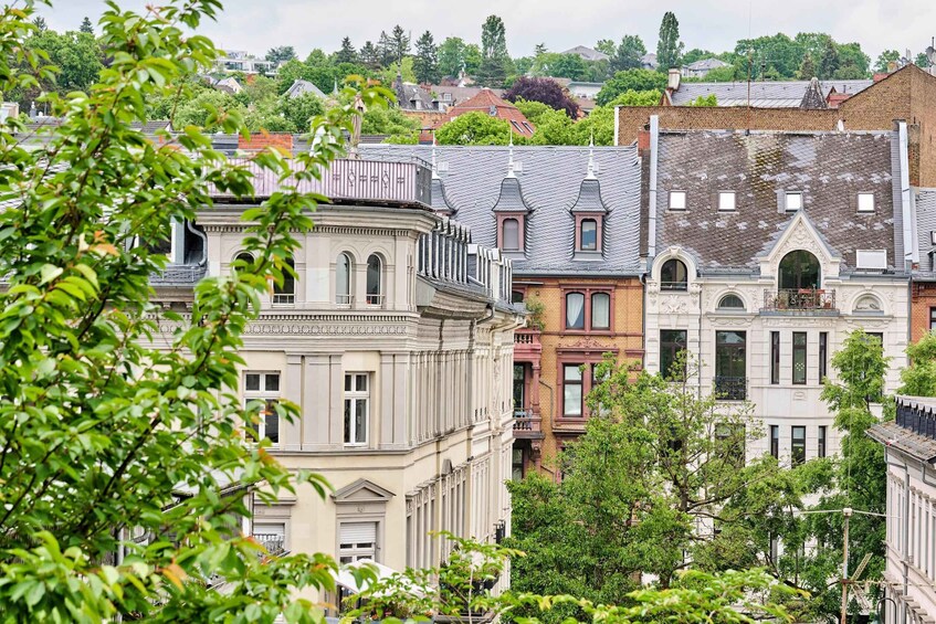 Picture 2 for Activity Wiesbaden: Culinary city tour through the Bergkirchenviertel 3