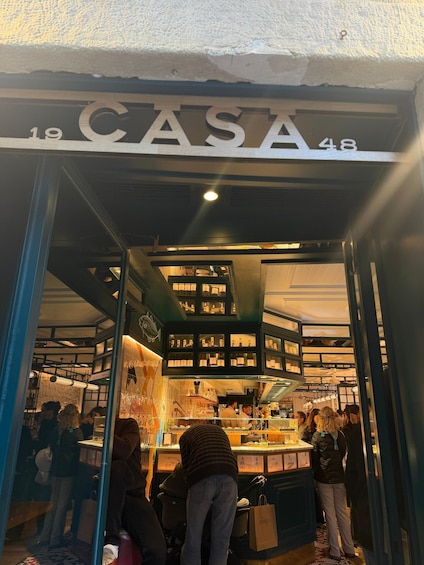 Picture 19 for Activity San Sebastián: Old Town Pintxos and Wine Tour 4