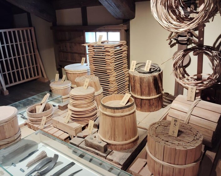 Picture 2 for Activity Kobe: 5 Historic Sake Breweries Tour with Tastings 2