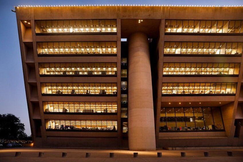 From Dallas: City Architecture & JFK Museum Highlights Tour 4