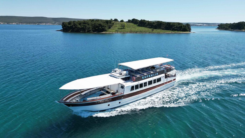 Picture 16 for Activity Zadar: Kornati Adventure by Boat: Lunch, Cliff Jump & Swimm 3