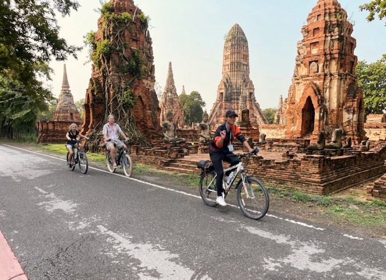 Colors of Ayutthaya: UNESCO Heritage 5.5 hour Bicycle Tour 1