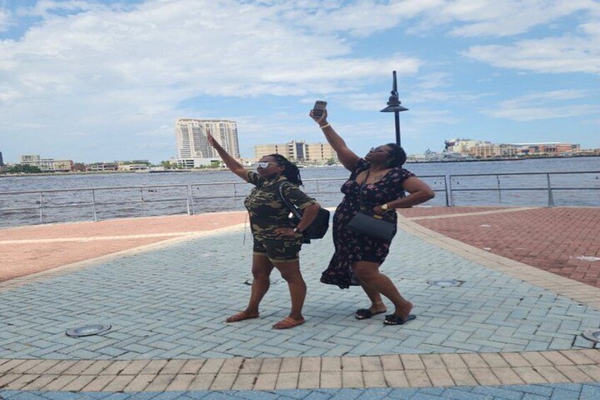 Jacksonville Southbank Scavenger Hunt Adventure 4