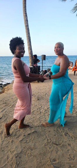 Picture 8 for Activity Sip Coquito & Dance: Salsa, Merengue and Bachata 3
