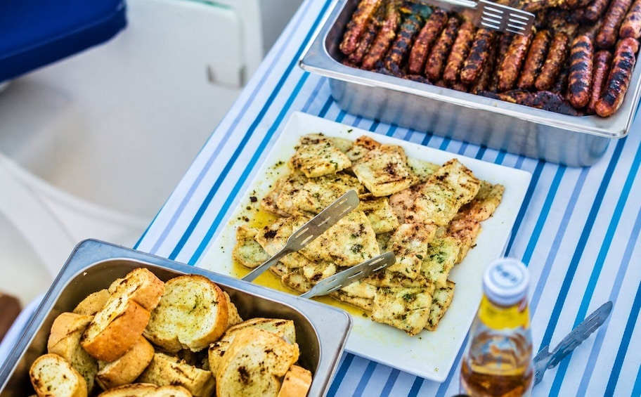 Picture 8 for Activity Mauritius: Catamaran Sunset Cruise with Food, Drinks & DJ 5