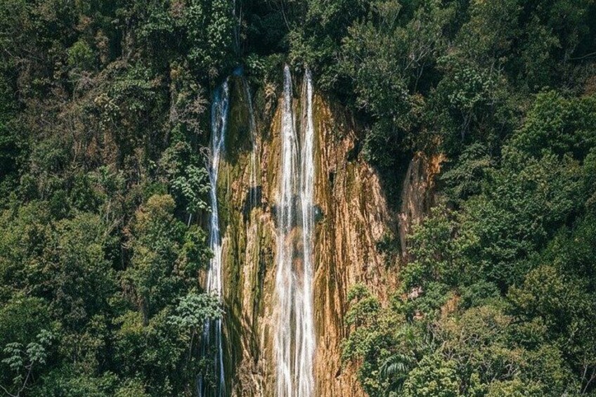 Where tropical beauty meets unforgettable adventure 3