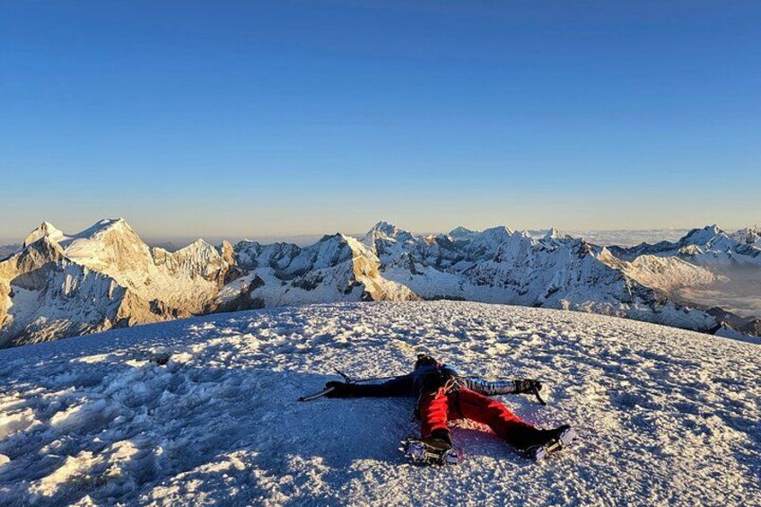 20 Days Trekking Huayhuash Alpine Circuit and Nevado Chopicalqui 3