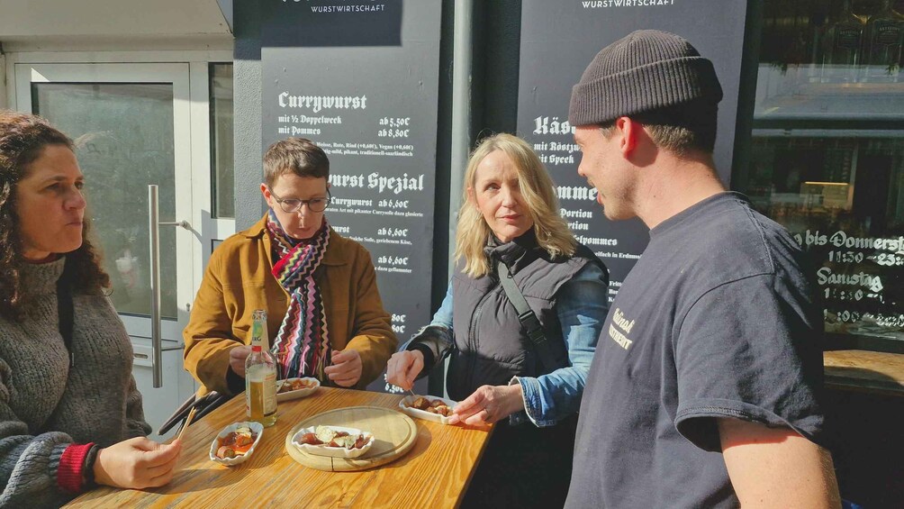 Picture 1 for Activity Saarbrücken: Culinary Veggie Love & City Tour 1