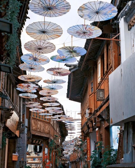 Picture 5 for Activity Lijiang: Old Town Cultural Walking Tour with Local Host 4