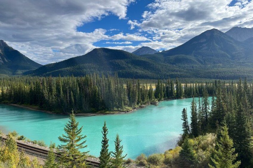 Private Moraine Lake, Lake Louise & Emerald Lake - From Calgary 3